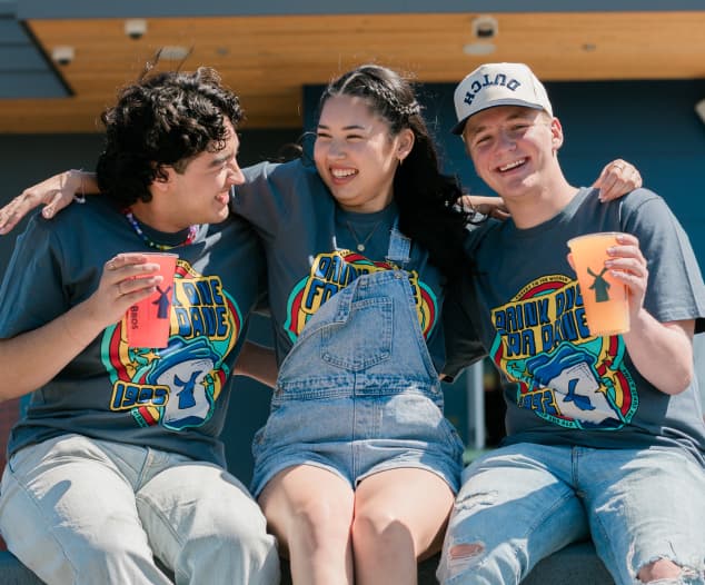 broistas holding drinks